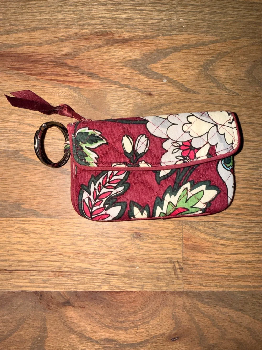 Vera Bradley -Bordeaux Bloom wallet - Picture 1 of 2